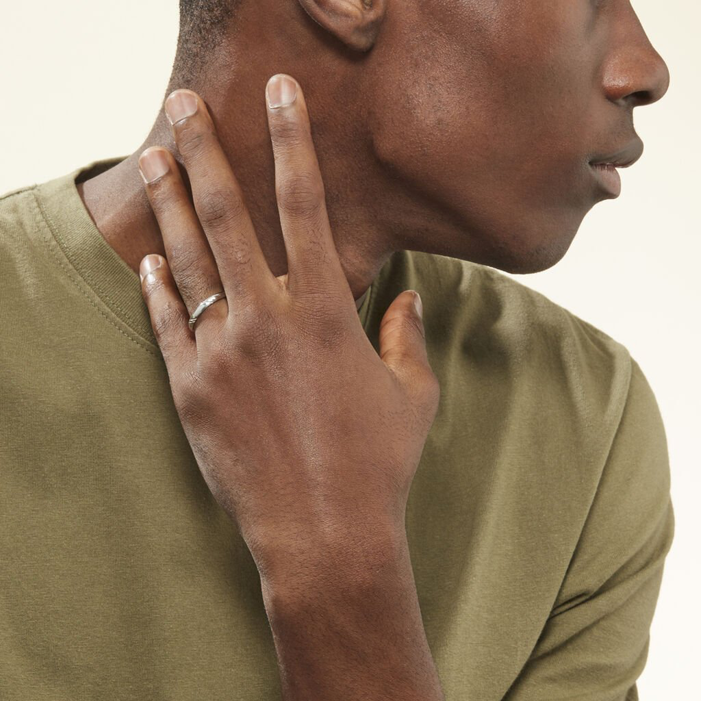 Entretien de l'alliance : un bijou dont il faut prendre soin pour le faire durer