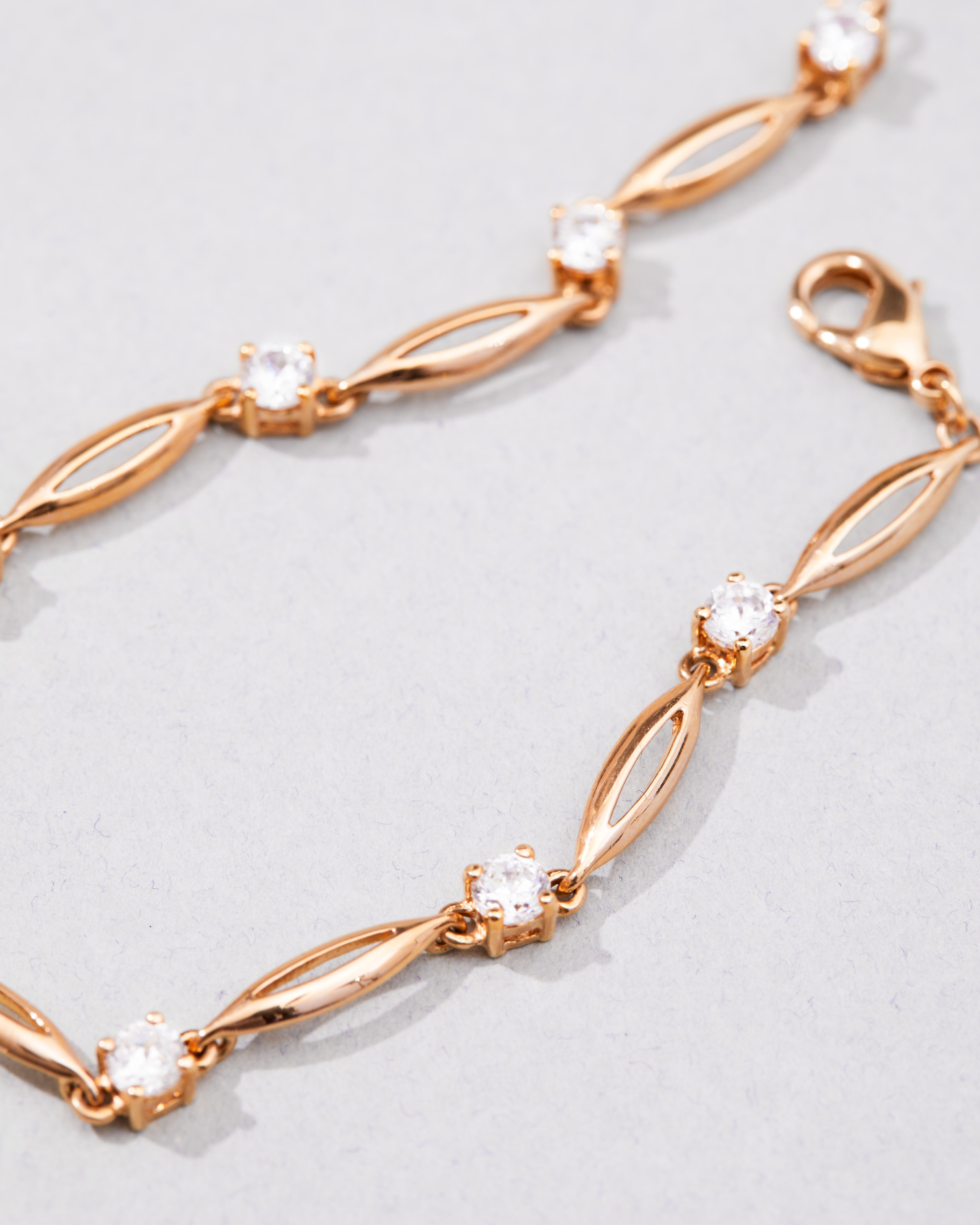 QUELLE PIERRE POUR UN BRACELET FACILE &Agrave; ENTRETENIR&thinsp;?