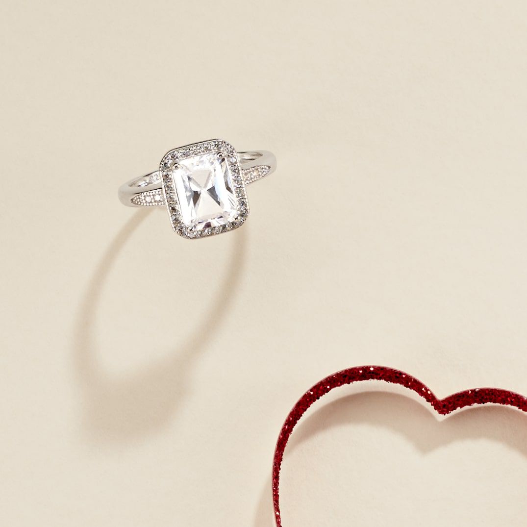  QUEL BIJOU POUR UNE DEMANDE EN MARIAGE&thinsp;?