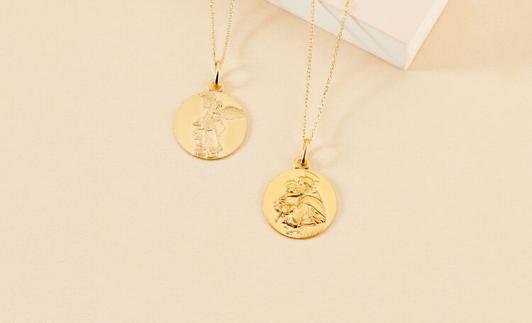 m&eacute;daille en or