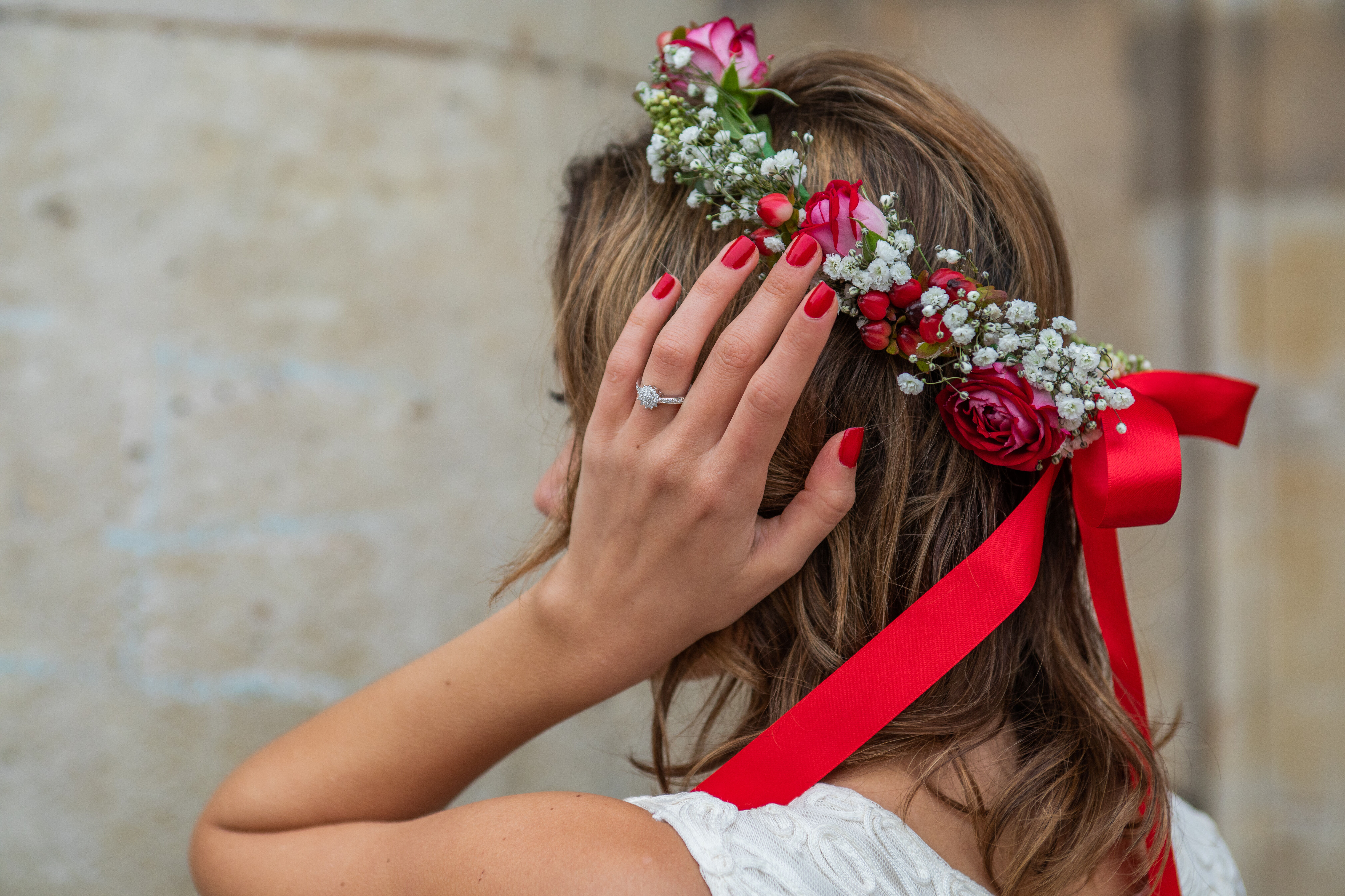 Comment associer ses bijoux &agrave; sa tenue de demoiselle ou gar&ccedil;on d'honneur ?