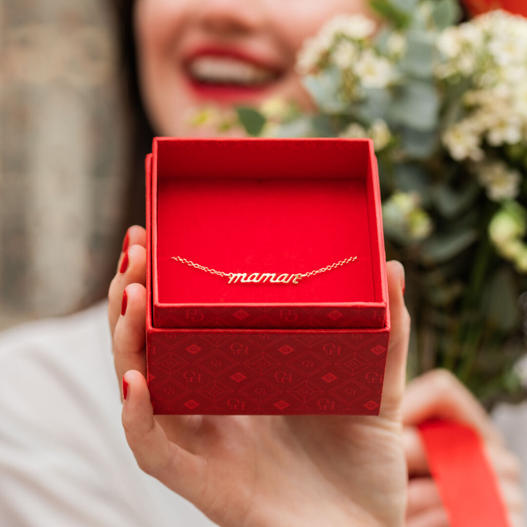 F&Ecirc;TES DES M&Egrave;RES : OFFREZ UN BIJOU PERSONNALIS&Eacute;