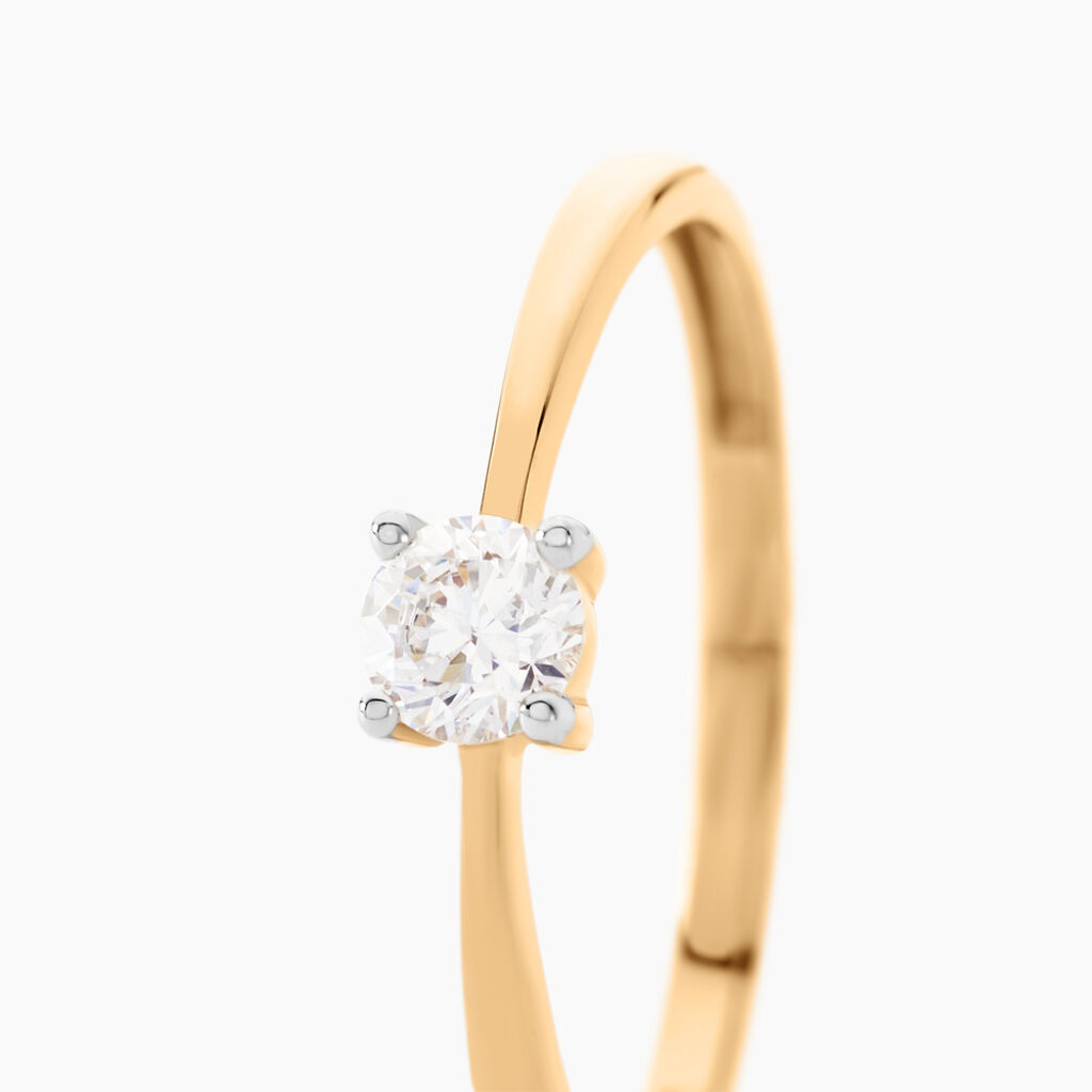 Bague Solitaire Or Jaune Eclat D'etoile Oxyde De Zirconium - Bagues solitaires Femme | Histoire d’Or