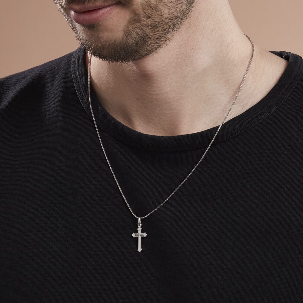 Collier Homme Acier Inoxydable Avec Pendentif Croix Damier - Longueur 52 Cm - Pochette Velours Incluse - 10