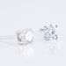 Boucles D'oreilles Puces 4 Griffes Or Blanc Diamant Synthetique