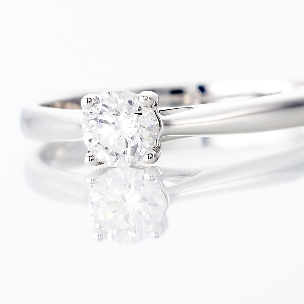 Bague Solitaire Victoria Or Blanc Diamant - Bagues solitaires Femme | Histoire d&rsquo;Or