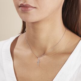 Pendentif Bathilde Croix Striee Or Blanc - Pendentifs Baptême Famille | Histoire d’Or