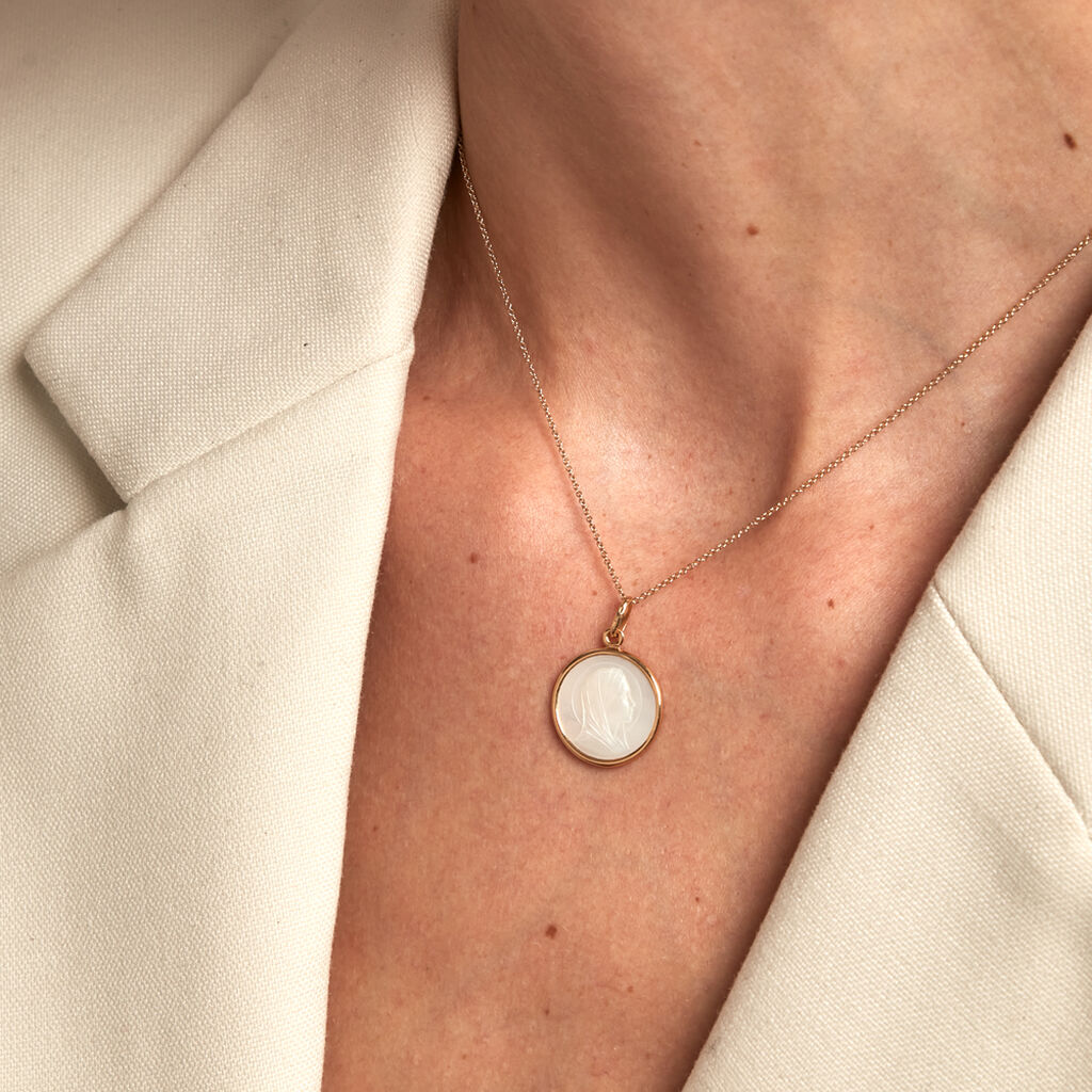 Pendentif Marie Or Jaune Nacre - Pendentifs Baptême Famille | Histoire d’Or