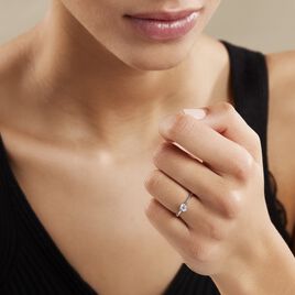 Bague Solitaire Fiona Or Blanc Diamant Synthetique - Bagues solitaires Femme | Histoire d’Or