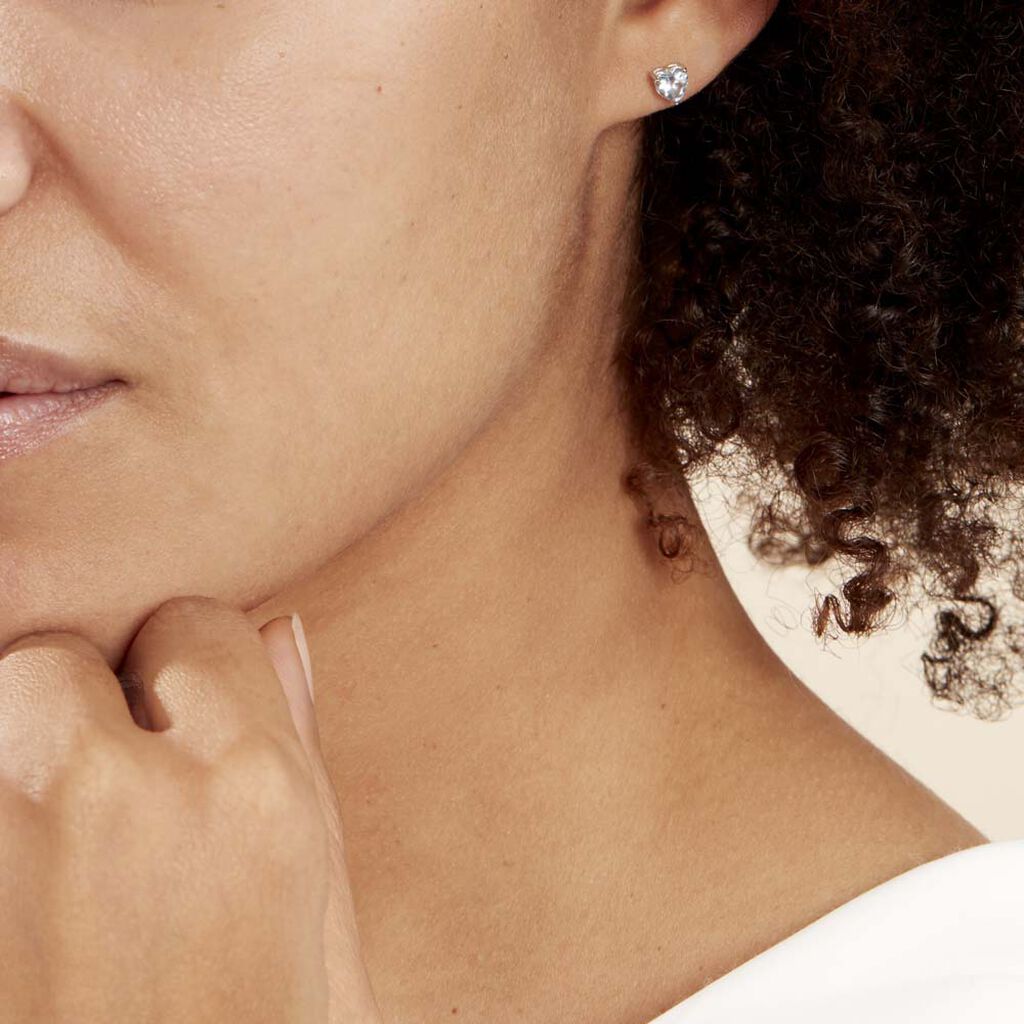 Boucles D'oreilles Puces Daria Serti Clos Or Blanc Oxyde De Zirconium - Clous d'oreilles Femme | Histoire d’Or