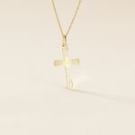 Pendentif Benny Croix Ciselee Or Jaune - Pendentifs Bapt&ecirc;me Famille | Histoire d&rsquo;Or