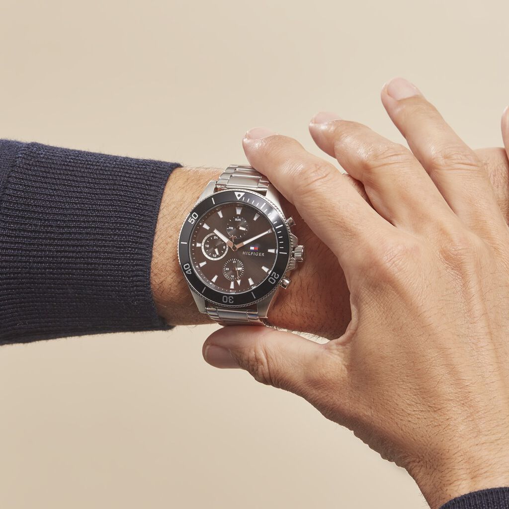 Montre Tommy Hilfiger Larson Noir - Montres Homme | Histoire d’Or