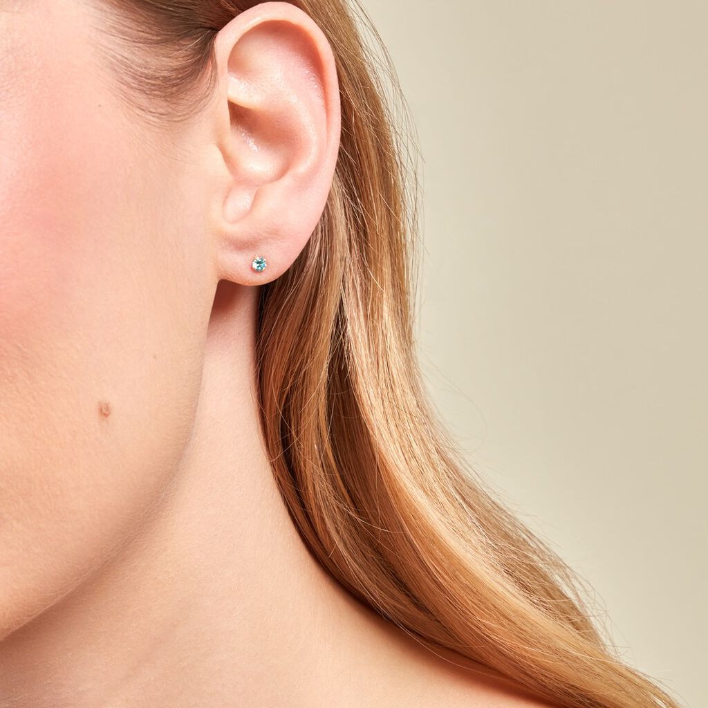 Boucles D'oreilles Puces Pepita Or Jaune Oxyde De Zirconium - Clous d'oreilles Famille | Histoire d’Or