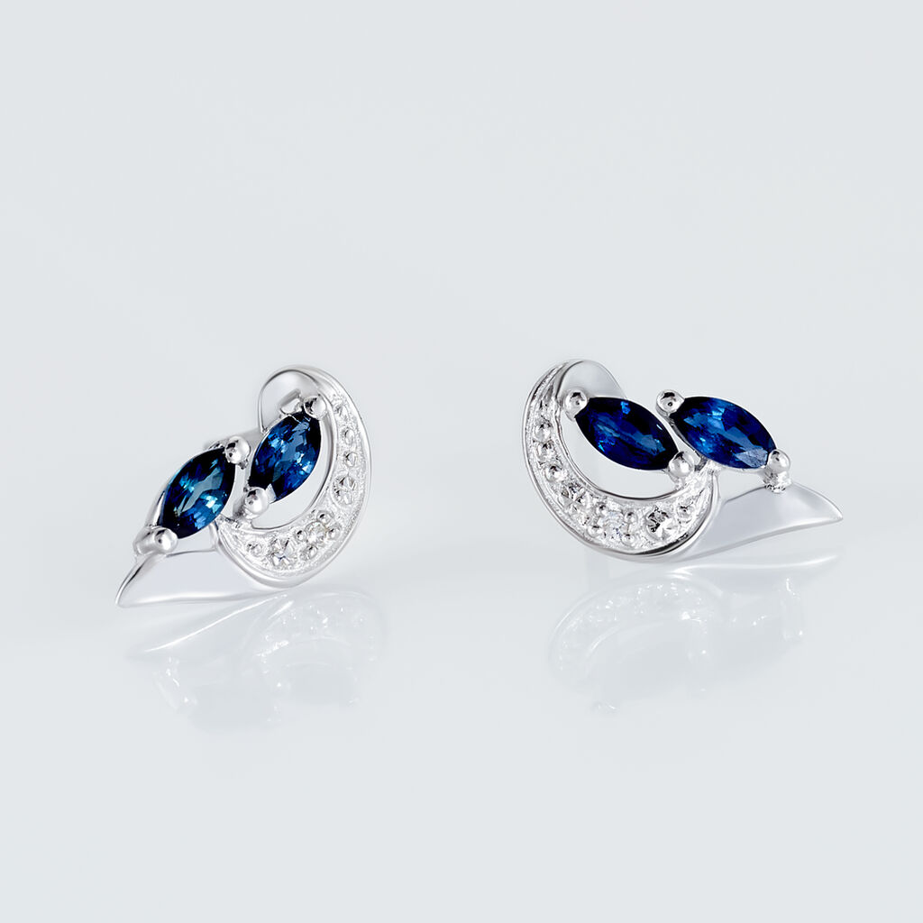 Boucles D'oreilles Puces Sakina Or Blanc Saphir Et Diamant - Clous d'oreilles Femme | Histoire d’Or