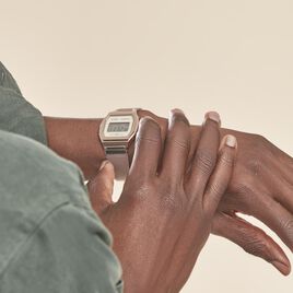 Montre Casio Collection Vintage Iconic Gris - Montres Famille | Histoire d’Or