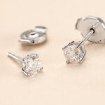 Boucles D'oreilles Puces Or Blanc Aphrodite Diamant - Clous d'oreilles Femme | Histoire d&rsquo;Or