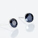 Boucles D'oreilles Puces Edy Serti Clos Or Blanc Saphir - Clous d'oreilles Famille | Histoire d’Or