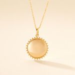 Pendentif Sunny Plaque Or Dor&eacute; - Pendentifs Naissance Femme | Histoire d&rsquo;Or