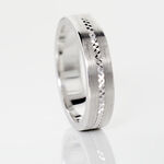 Alliance Nelcie Ruban Plat Argent Blanc - Alliances Famille | Histoire d&rsquo;Or