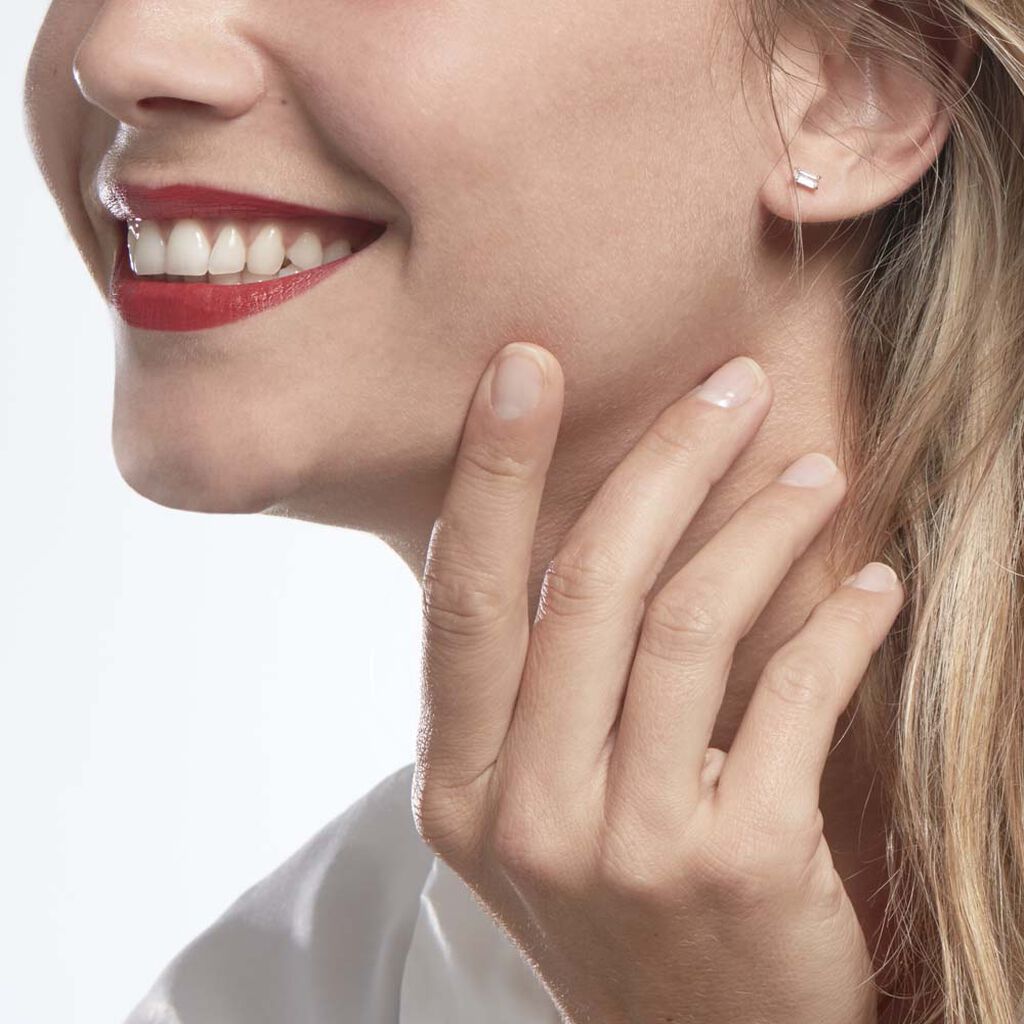 Boucles D'oreilles Puces Giroflee Or Jaune Oxyde - Clous d'oreilles Femme | Histoire d’Or