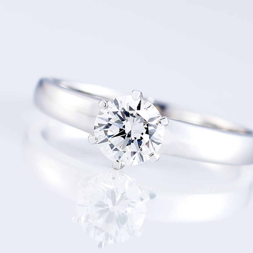 Bague Solitaire Natalia Or Blanc Diamant Synthetique - Bagues solitaires Femme | Histoire d’Or