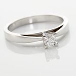 Bague Solitaire Loren Or Blanc Diamant - Bagues solitaires Femme | Histoire d&rsquo;Or