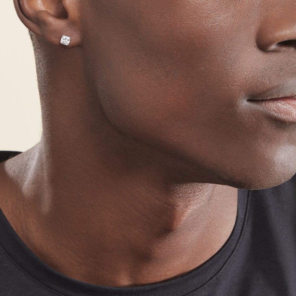 Boucles D'oreilles Puces Doreen Carre Or Blanc Oxyde De Zirconium - Clous d'oreilles Femme | Histoire d’Or