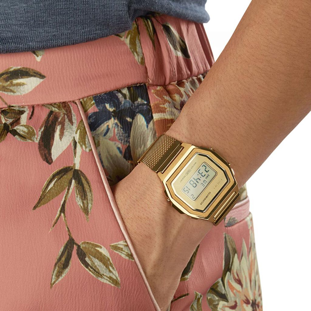 Montre Casio Collection Vintage Iconic Dore - Montres Famille | Histoire d’Or