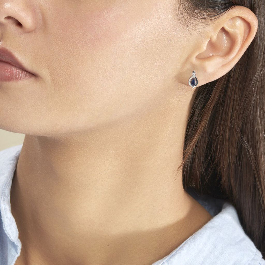 Boucles D'oreilles Puces Angelika Or Blanc Saphir Et Diamant - Clous d'oreilles Femme | Histoire d’Or
