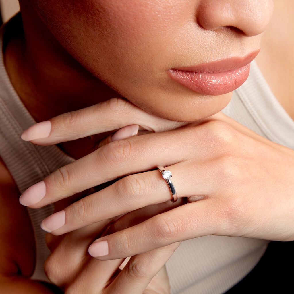 Bague Solitaire Iris Or Blanc Diamant - Bagues solitaires Femme | Histoire d’Or