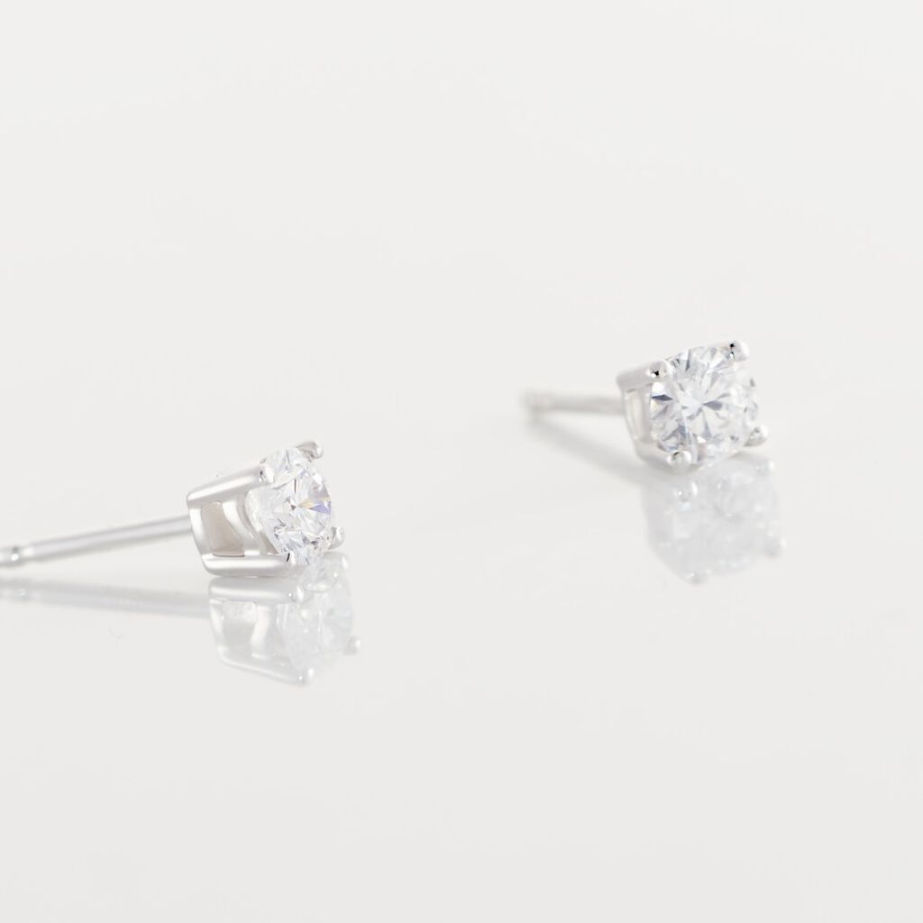 Boucles D'oreilles Puces Or Blanc Victoria Diamants - Clous d'oreilles Femme | Histoire d&rsquo;Or
