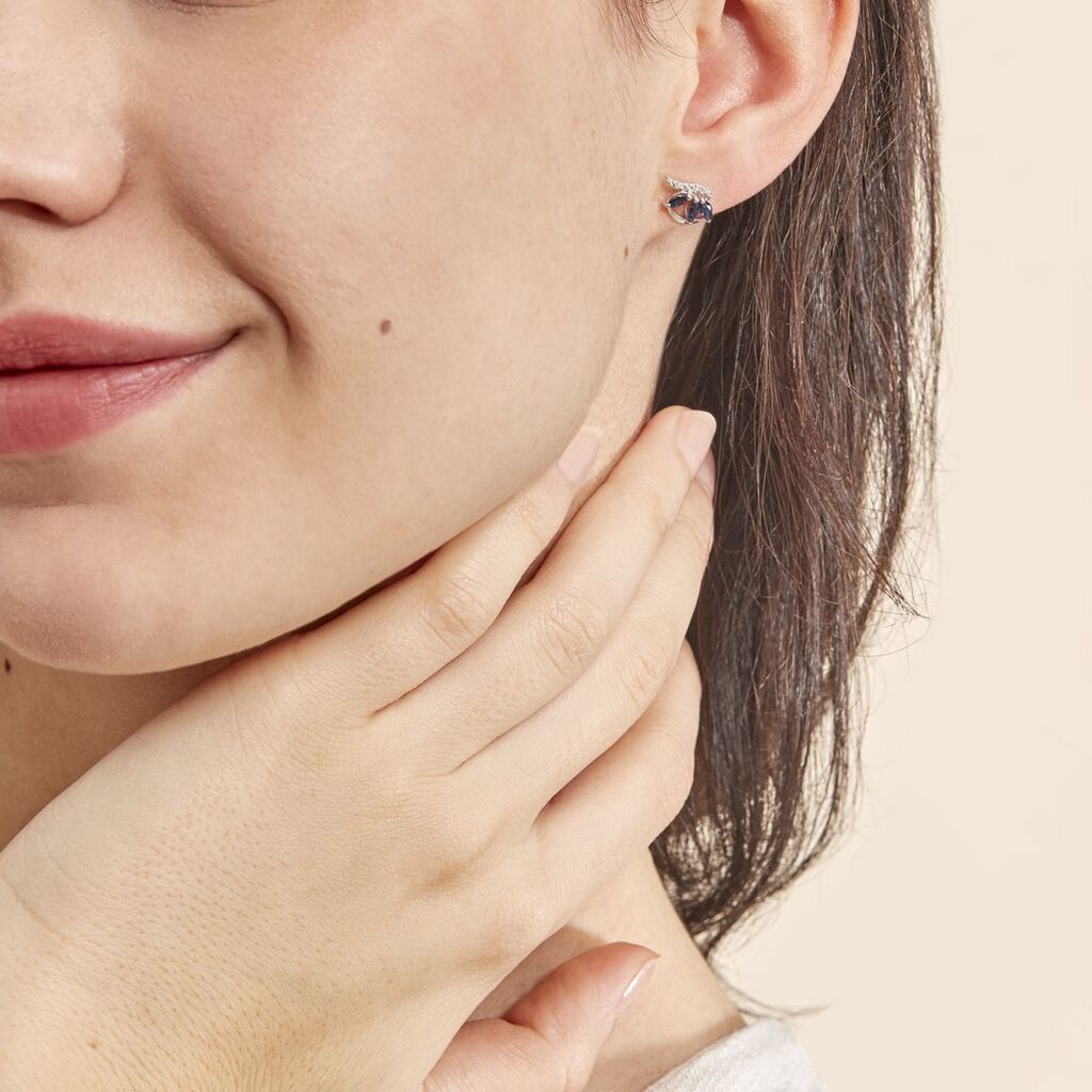 Boucles D'oreilles Puces Petale Or Blanc Saphir Et Diamant - Clous d'oreilles Femme | Histoire d’Or