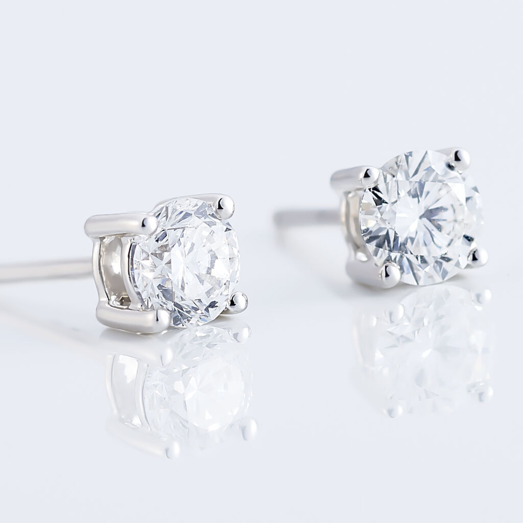 Boucles D'oreilles Puces 4 Griffes Or Blanc Diamant Synthetique - Clous d'oreilles Femme | Histoire d&rsquo;Or