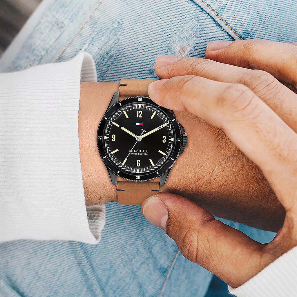 Montre Tommy Hilfiger Maverick Noir - Montres Homme | Histoire d’Or