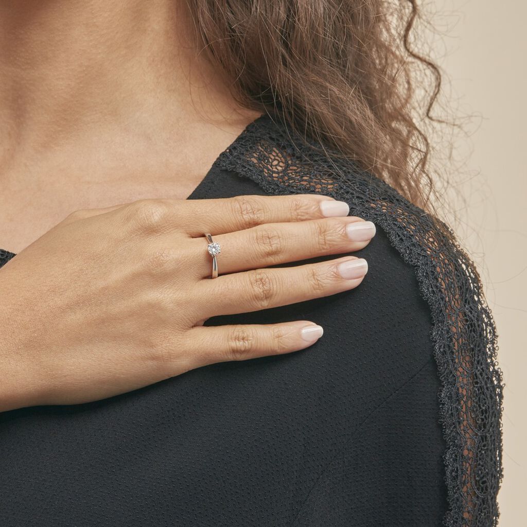 Bague Solitaire Victoria Or Blanc Diamant - Bagues solitaires Femme | Histoire d’Or