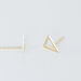 Boucles D'oreilles Puces Anne-berengere Triangle Or Jaune - Clous d'oreilles Femme | Histoire d’Or