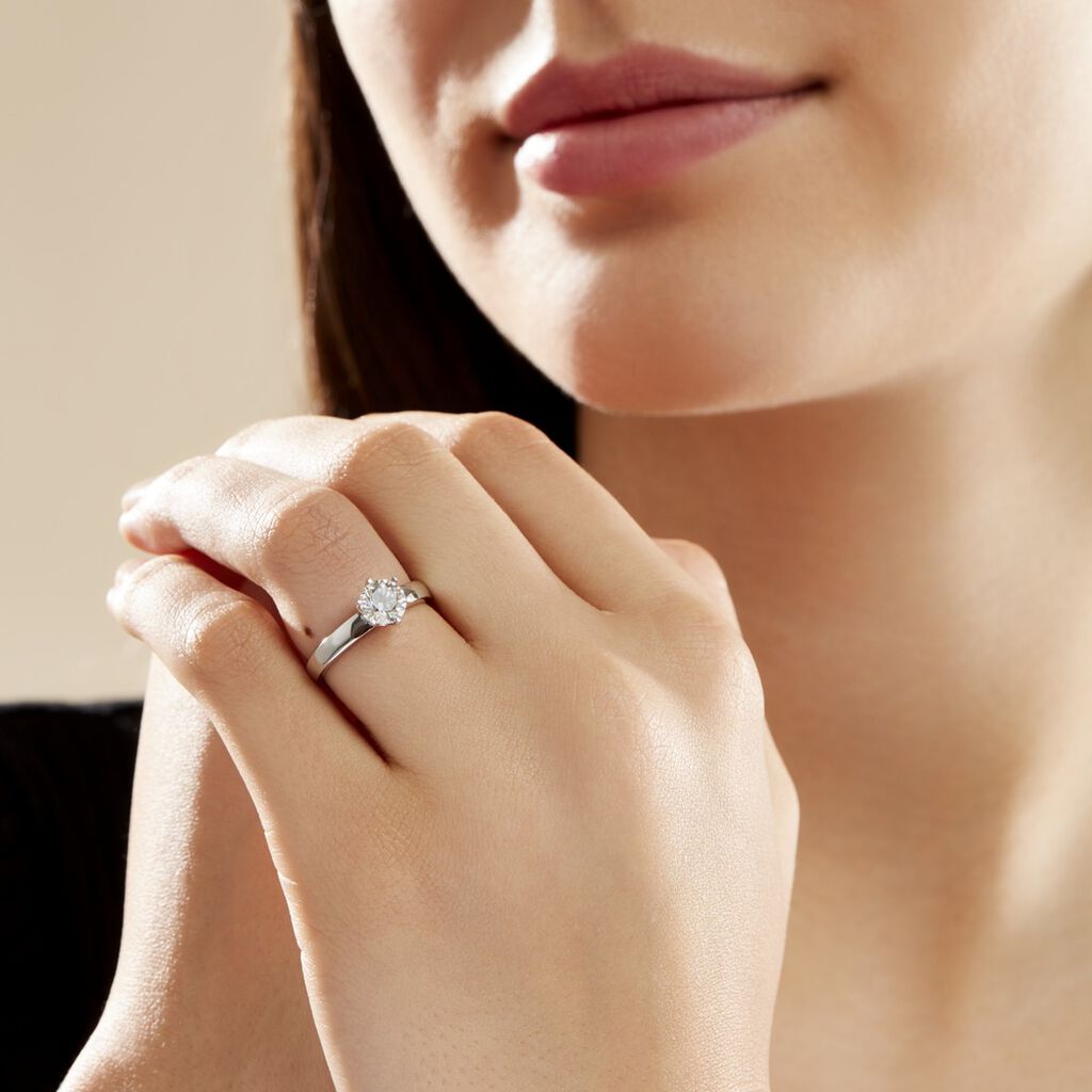 Bague Solitaire Natalia Or Blanc Diamant Synthetique - Bagues solitaires Femme | Histoire d’Or