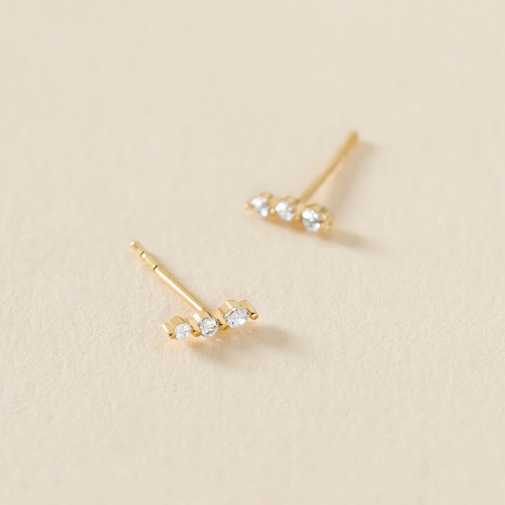 Boucles D'oreilles Puces Tria Or Jaune Oxyde De Zirconium - Clous d'oreilles Femme | Histoire d’Or