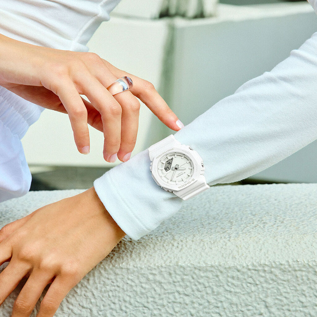 Montre Casio G-shock Classic Blanc - Montres Famille | Histoire d’Or