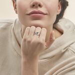 Bague Camomille Or Blanc Diamant - Bagues avec pierre Femme | Histoire d&rsquo;Or