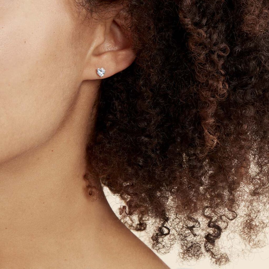 Boucles D'oreilles Puces Daria Serti Clos Or Blanc Oxyde De Zirconium - Clous d'oreilles Femme | Histoire d’Or