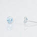 Boucles D'oreilles Puces Edy Serti Clos Or Blanc Topaze - Clous d'oreilles Femme | Histoire d’Or