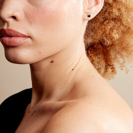 Boucles D'oreilles Puces Or Blanc Zubin Saphir - Clous d'oreilles Femme | Histoire d’Or