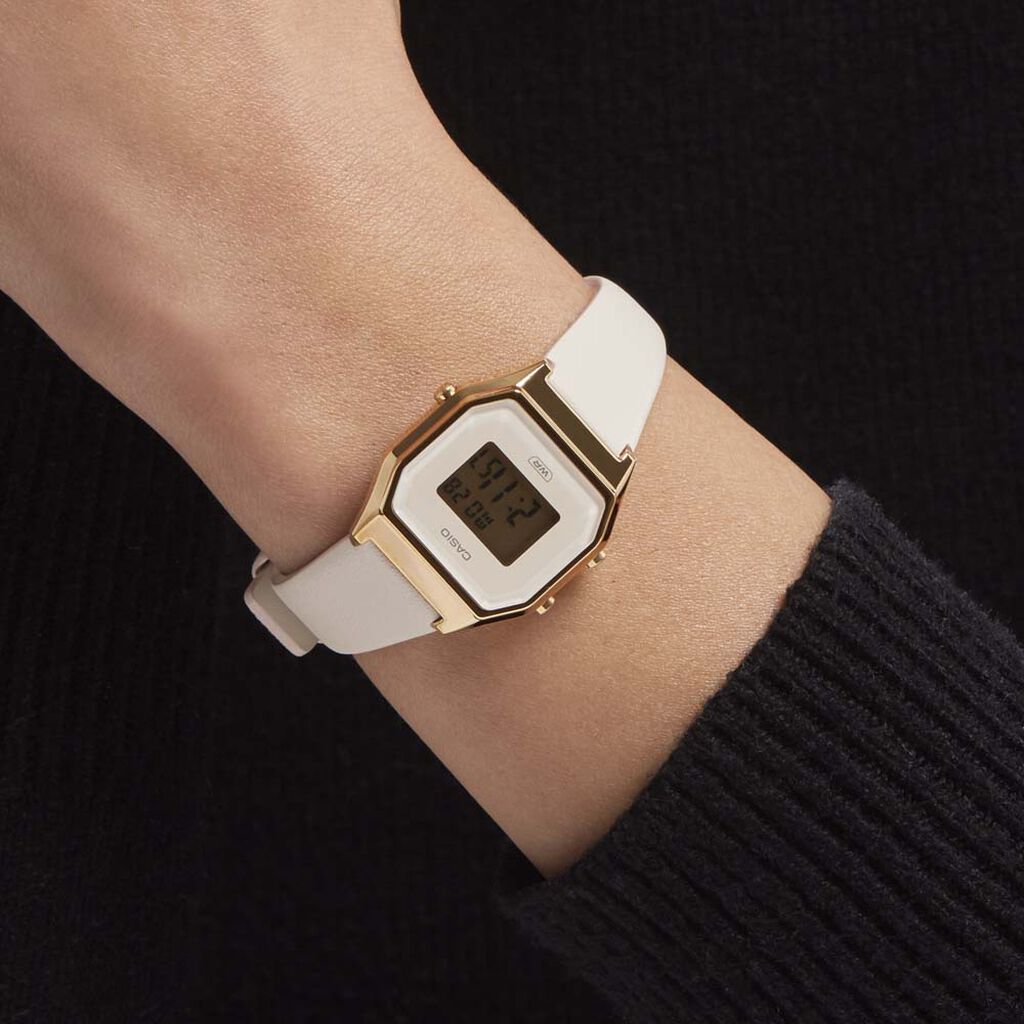 Montre Casio Collection Blanc - Montres Femme | Histoire d’Or
