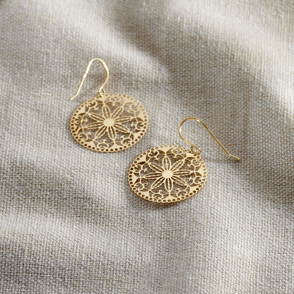 MARGHERITA Damen Ohrringe Lang Gold 375 (9 Karat) Blume - Boucles d'oreilles pendantes Femme | Histoire d&rsquo;Or