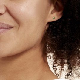 Boucles D'oreilles Puces Jardin Serti Griffe Or Jaune Emeraude - Clous d'oreilles Femme | Histoire d’Or
