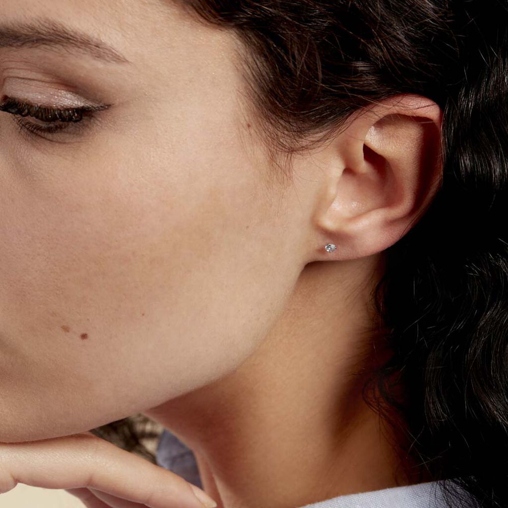 Boucles D'oreilles Puces Daria Or Blanc Oxyde De Zirconium - Clous d'oreilles Femme | Histoire d’Or