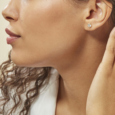 Boucles D'oreilles Puces Daria Serti Clos Or Jaune Oxyde De Zirconium - Clous d'oreilles Femme | Histoire d’Or
