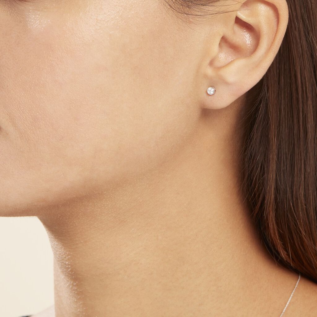 Boucles D'oreilles Puces Or Blanc Agota Diamants - Clous d'oreilles Femme | Histoire d’Or