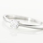 Bague Solitaire Or Blanc Fiona Diamant Synth&eacute;tique - Bagues solitaires Femme | Histoire d&rsquo;Or